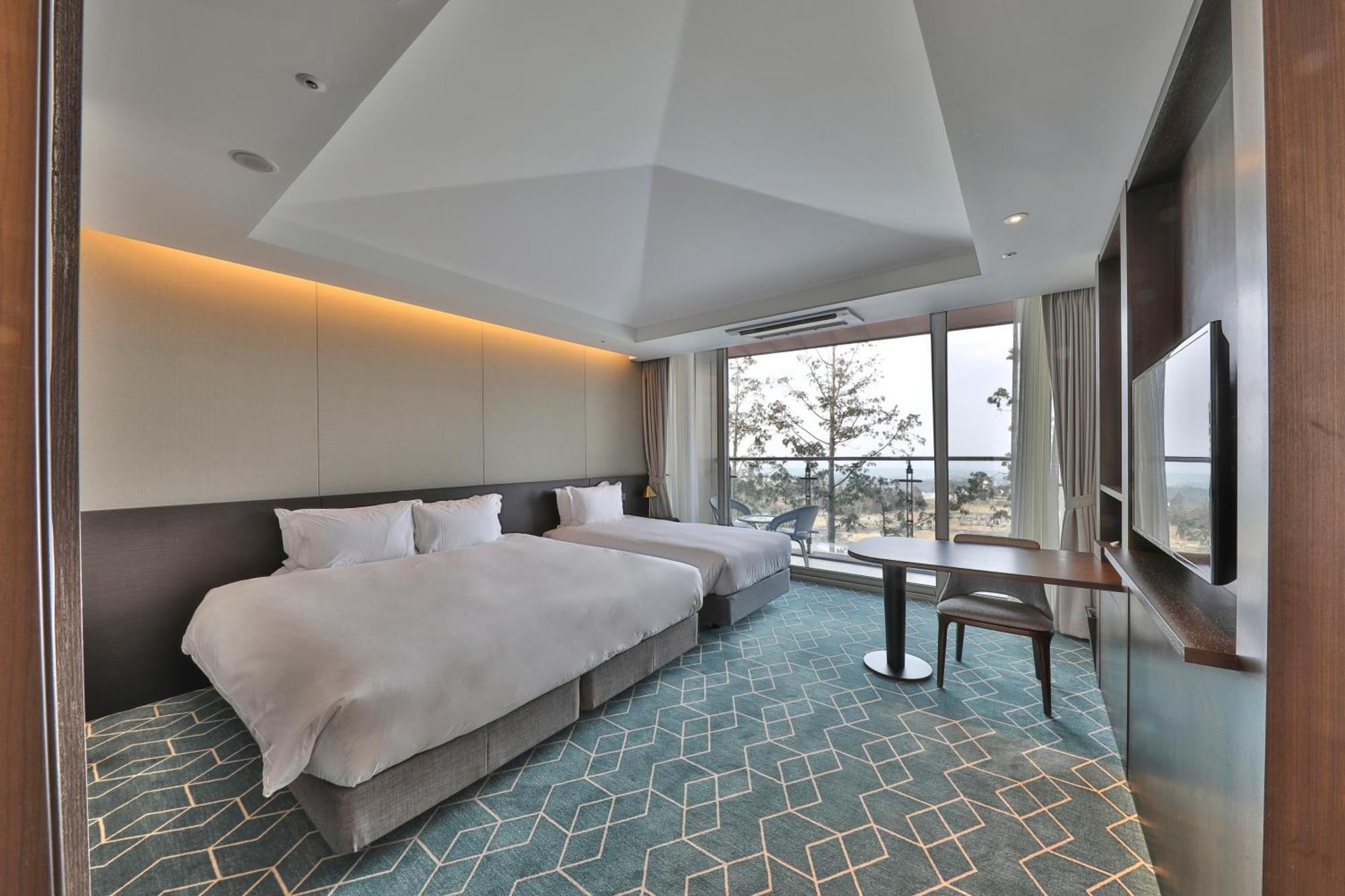 Camphortree Hotel And Resort Чеджудо Экстерьер фото